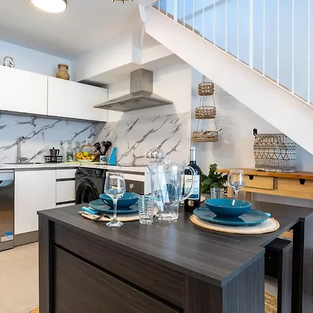 Malagasuite Duplex Con Parking *