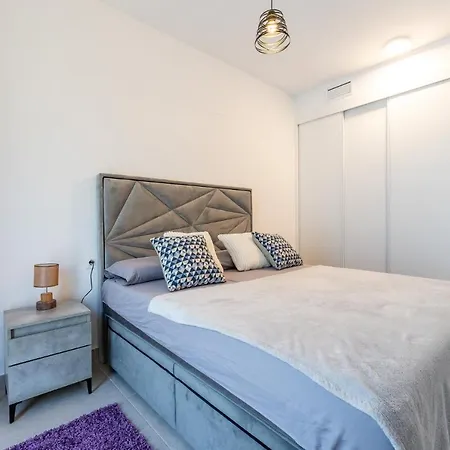 Lägenhet Malagasuite Duplex Con Parking Málaga
